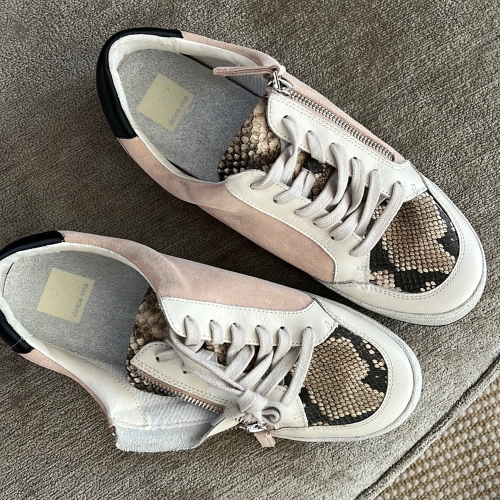 Dolce vita sneakers